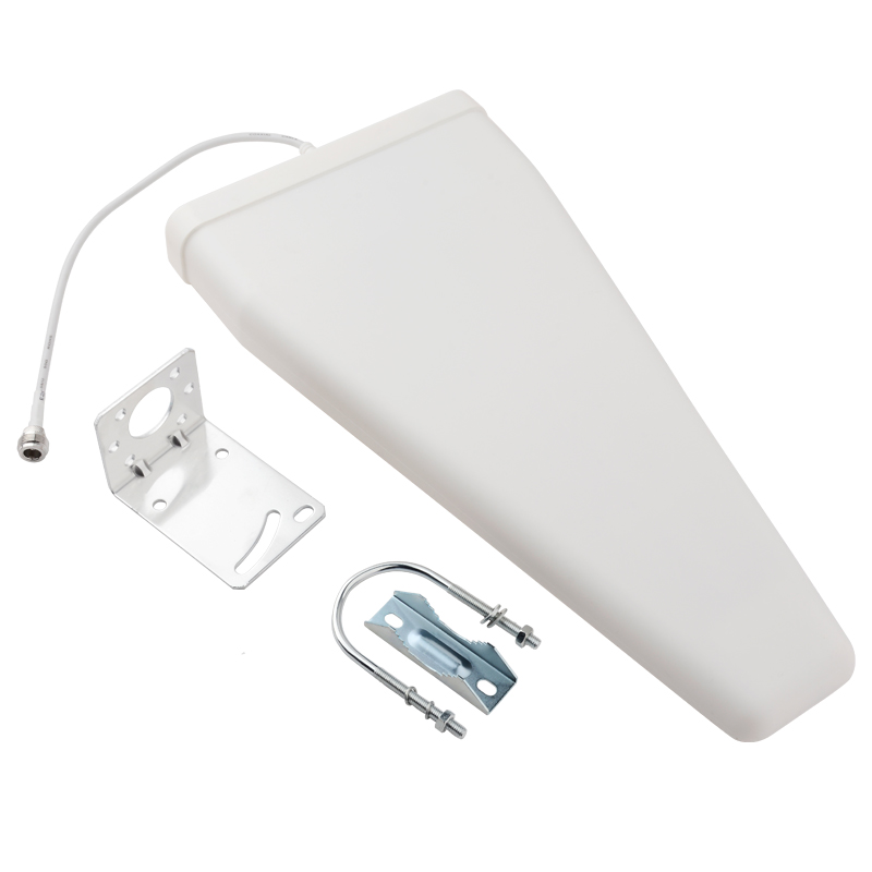  彬村山华侨农场对数周期天线定向接收发射700-3700MHz